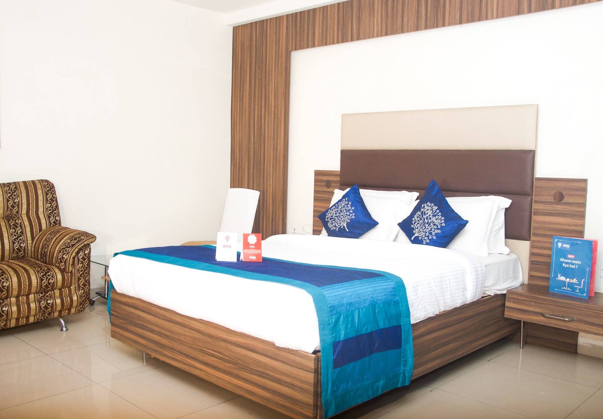 A.R Grand Hotel Visakhapatnam Bagian luar foto