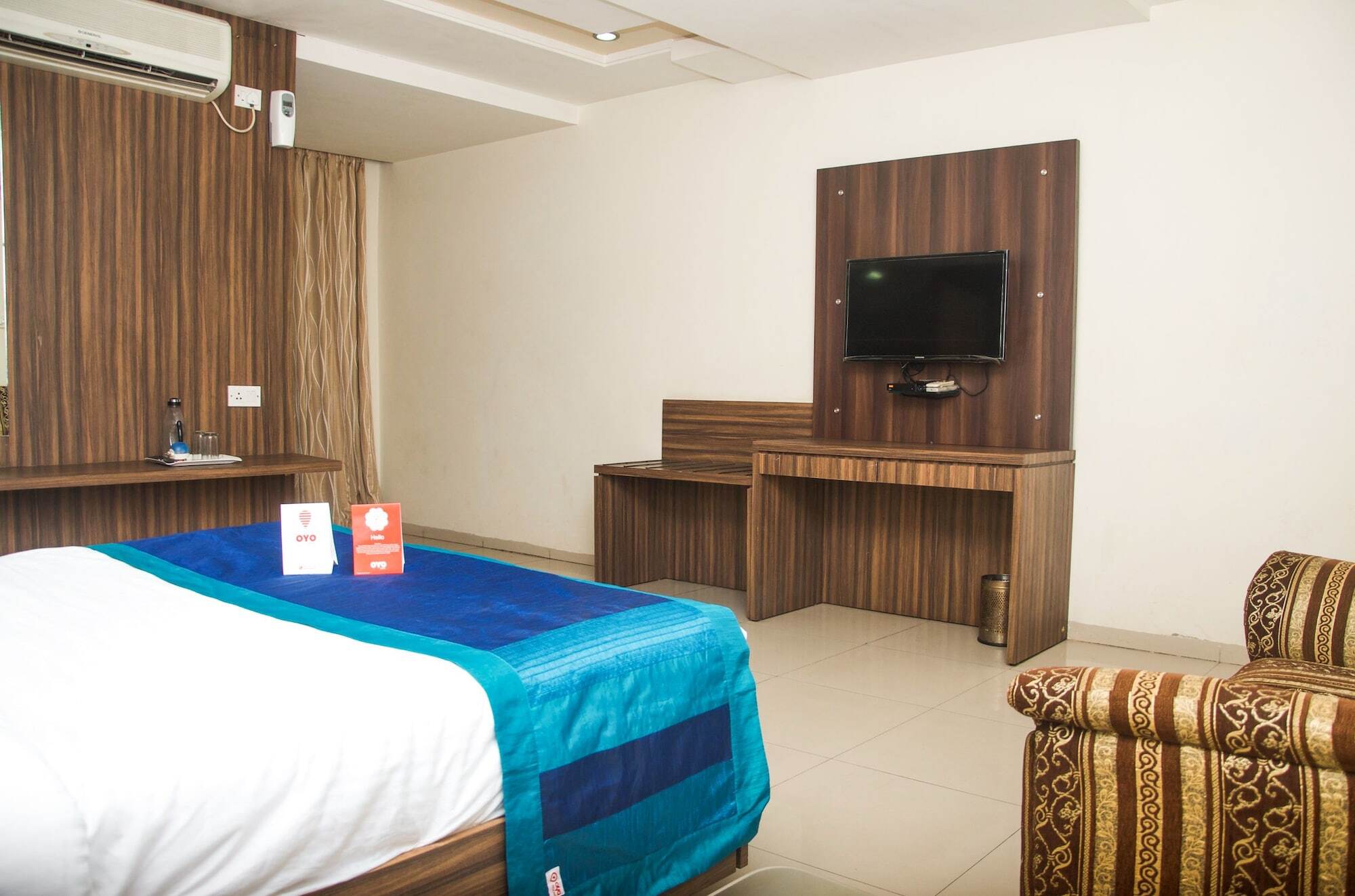 A.R Grand Hotel Visakhapatnam Bagian luar foto